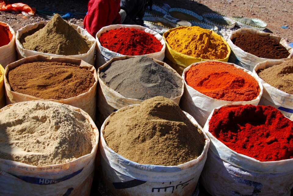 Oriental pots spices