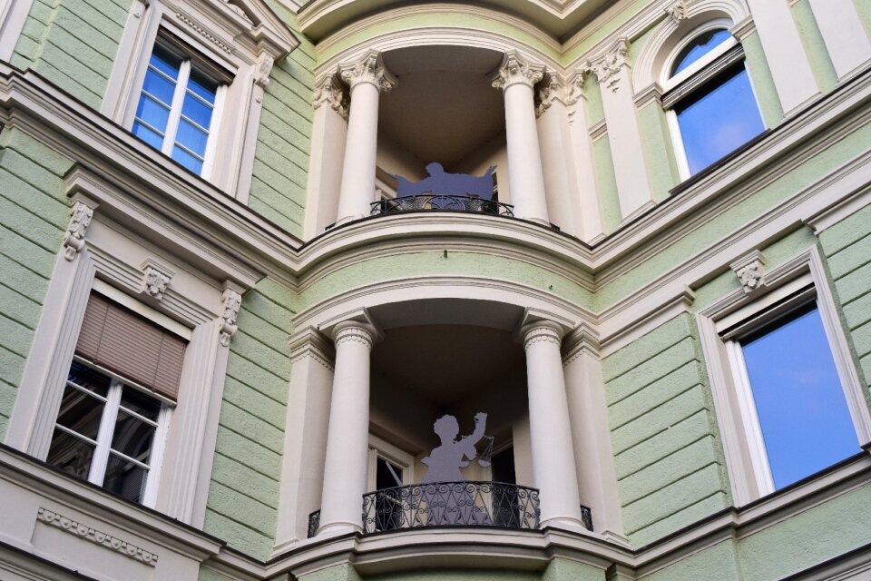 Justizia right window