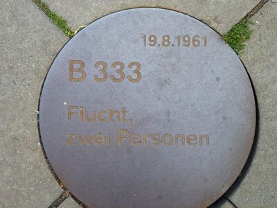 Two persons ddr b 333