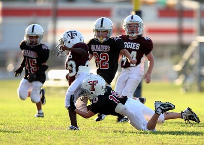 Play youth sports photo