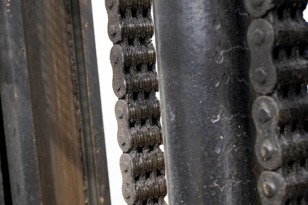 Chain link members iron