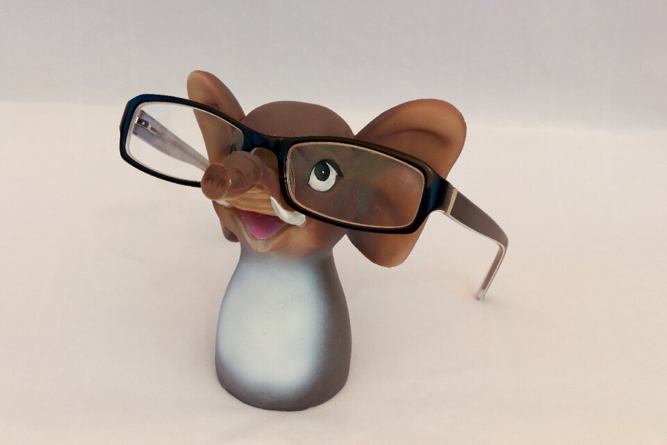 Elephant glasses glasses stand