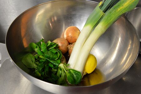 Vegetables eat food