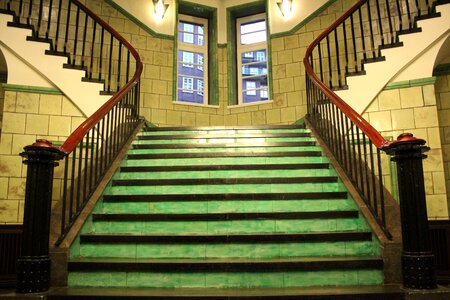 Chile house high stairs