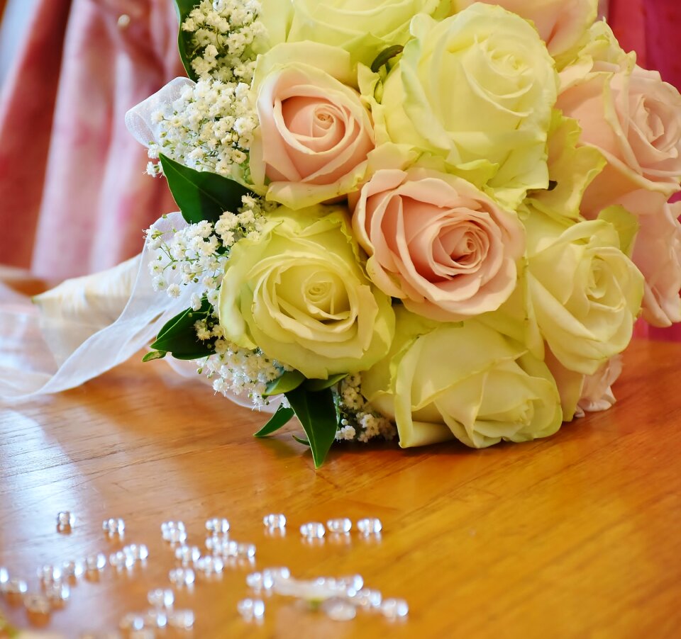 Bouquet love marry