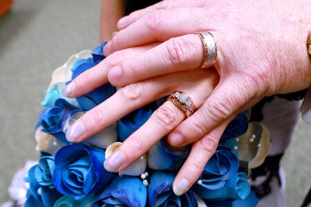 Rings flower romantic photo