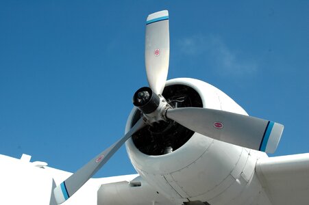 Plane engine fly
