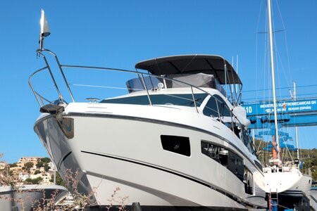 Boat anchorage maritime