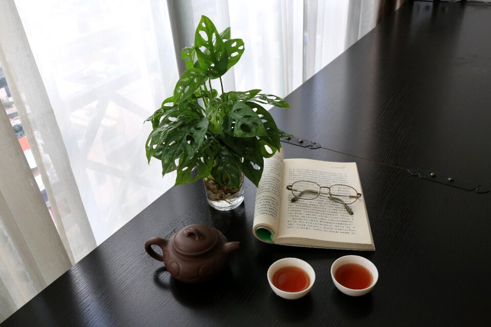 Glasses tea old age