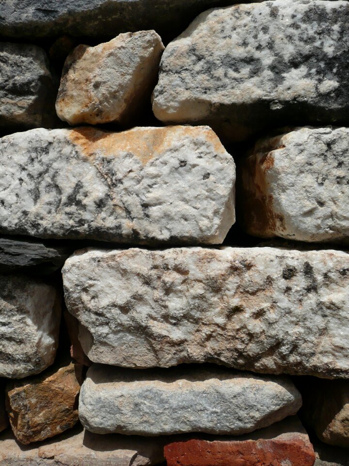 Mortar pattern wall