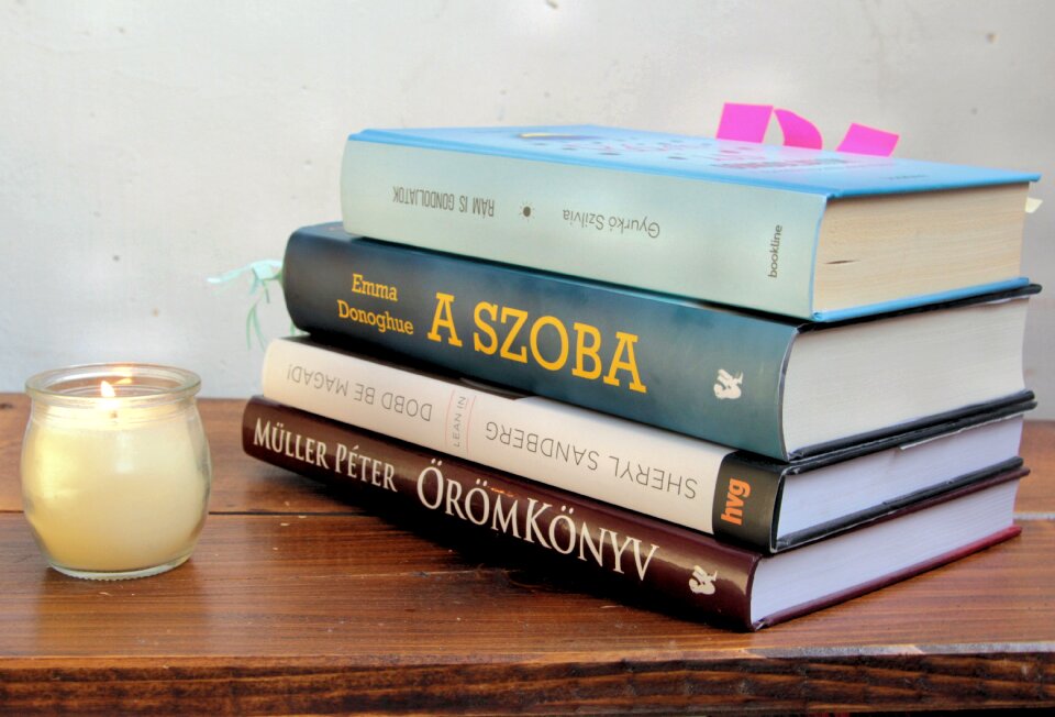 Candle mood reading