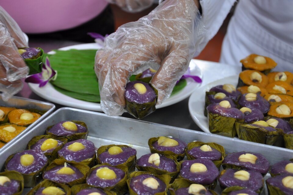 Thai desserts kruathong