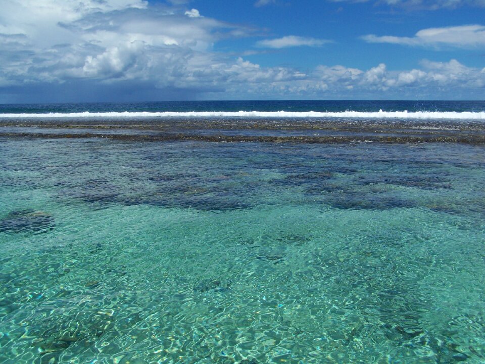 Lagoon polynesia sea