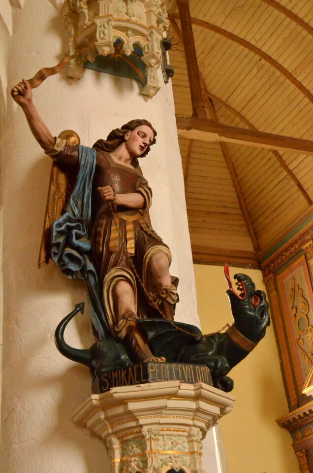 Ikon church image