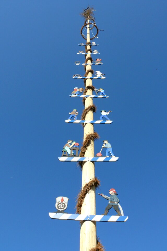 Bavaria maypole set up bavarian traditions