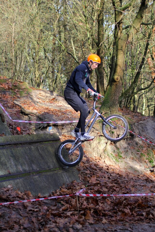 Trial bicycle contest