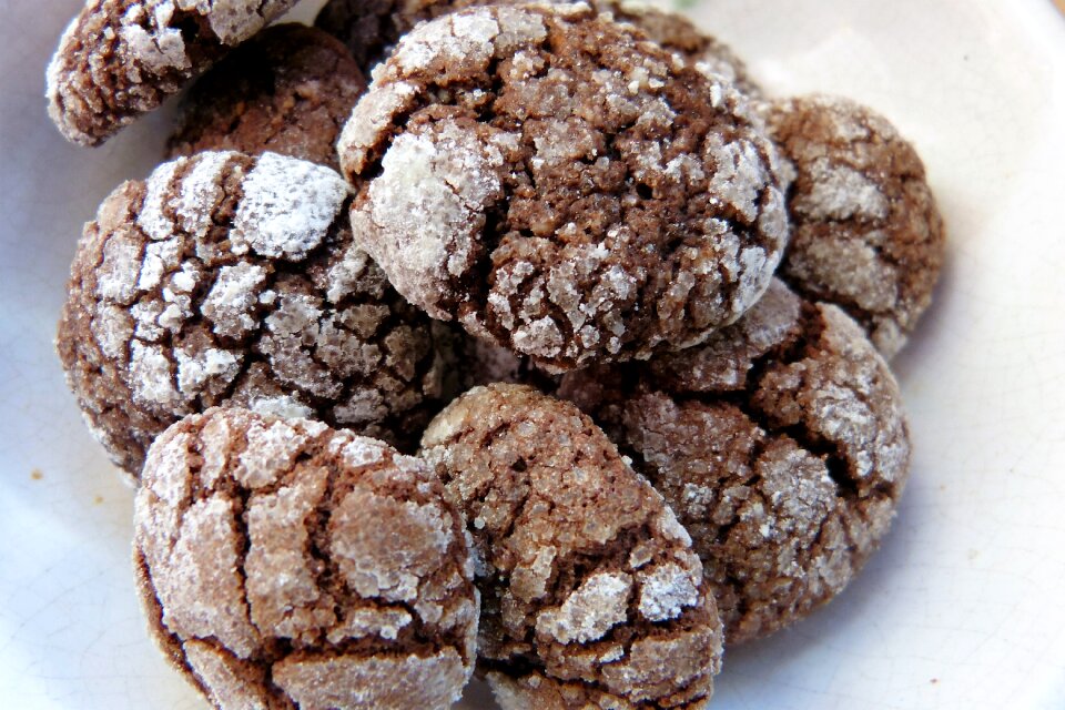 Icing sugar even baked advent