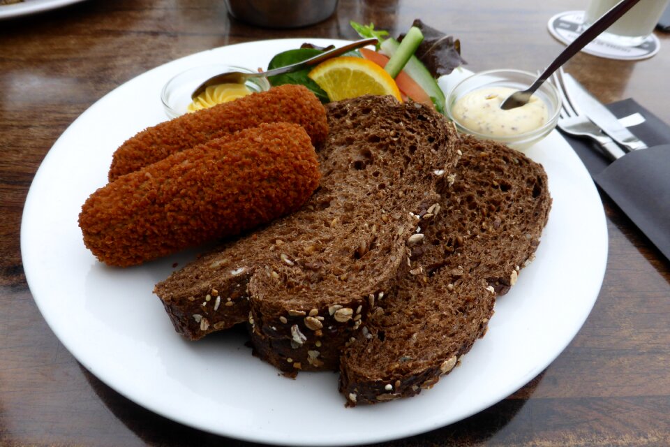Whole-wheat bread brown bread