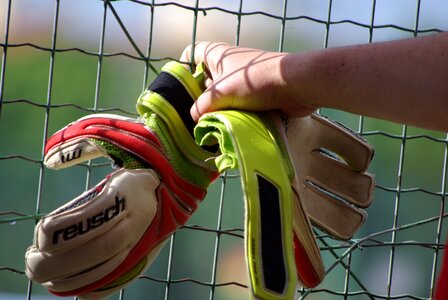 Player goalkeeper gloves