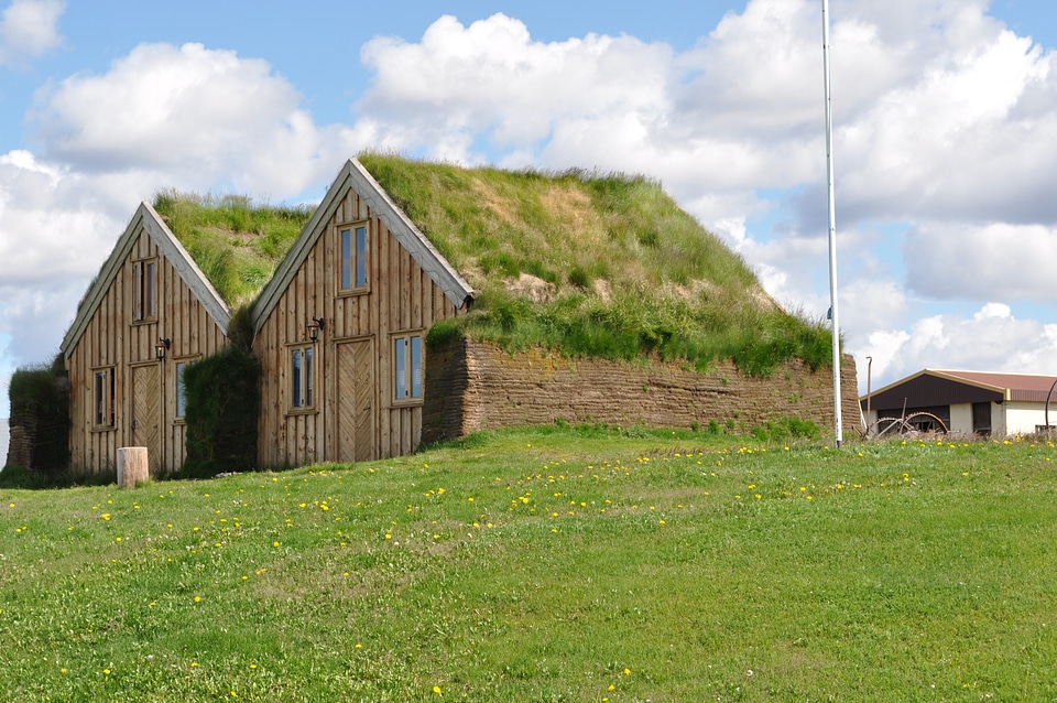 Iceland hut building