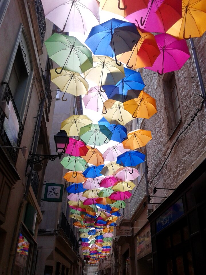 Umbrella street color