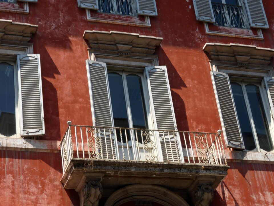 Buildings architecture