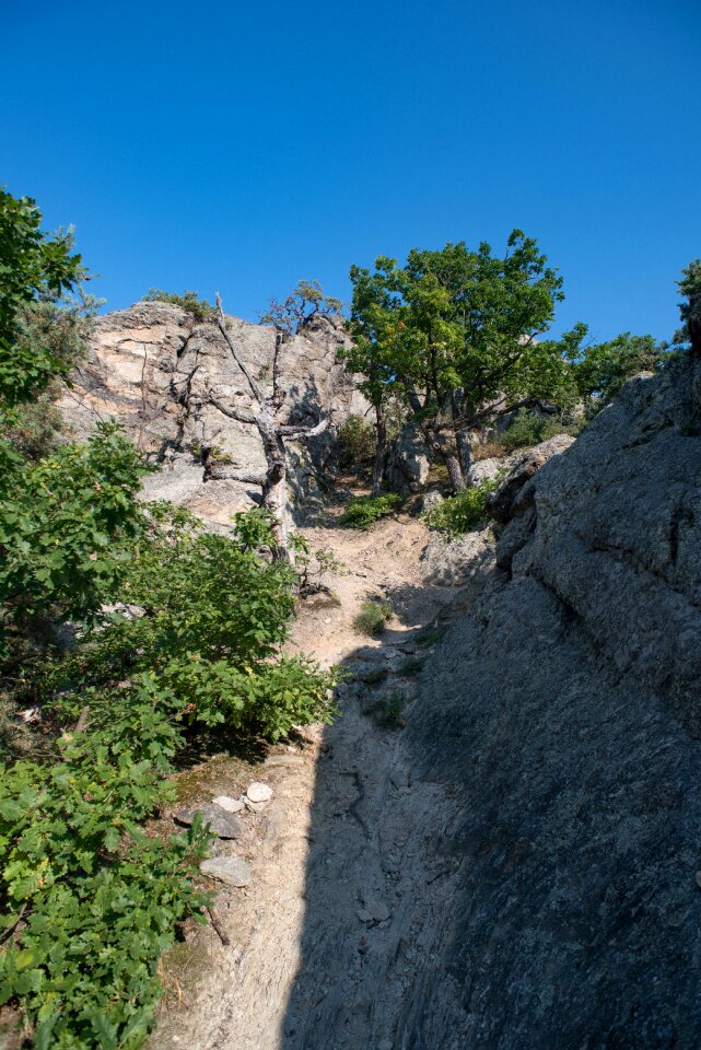 Steinig climbing landscape photo