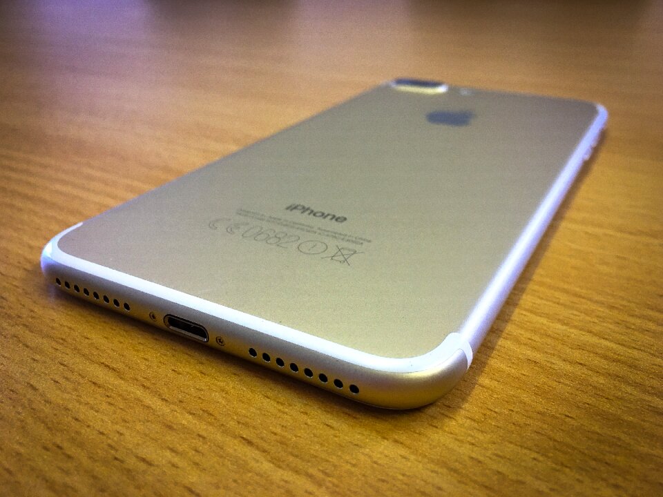 Apple apple iphones iphone 7 gold