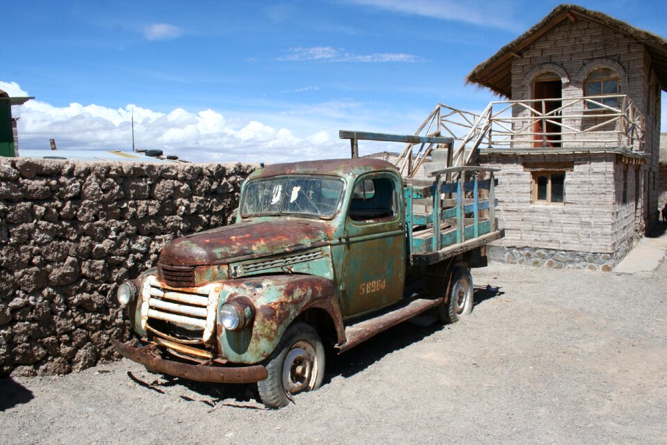 Romance country bolivia
