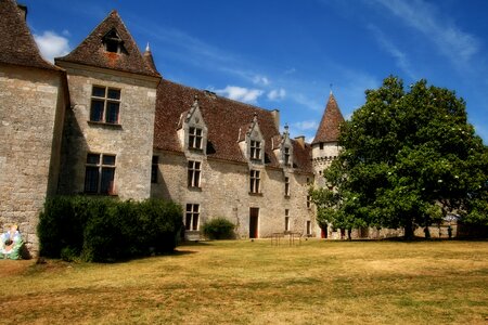 Périgord castle bridoire castle photo