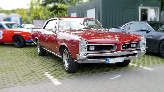 Automotive nostalgia american