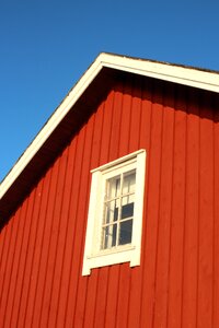 The clear board wooden house