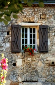 Périgord window flower photo