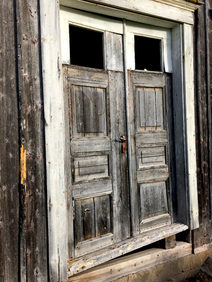Door old abandoned