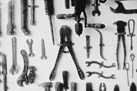 Workshop tooling equipment