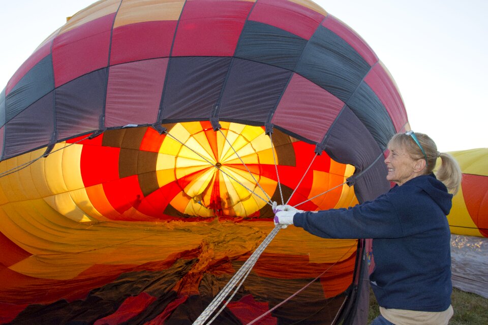 Air balloon fire preparation