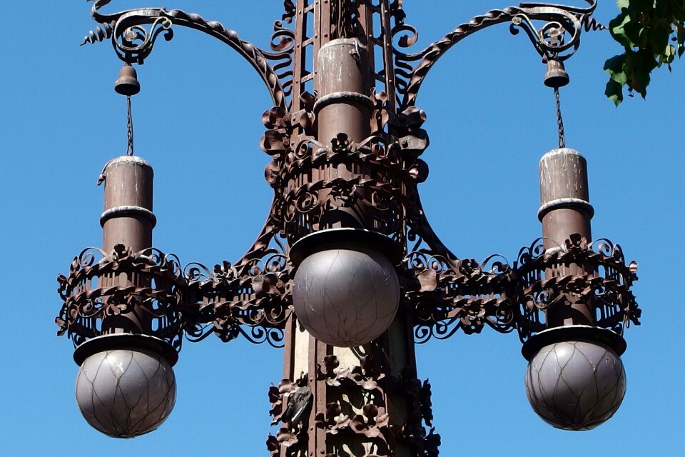 Street light historic center barcelona