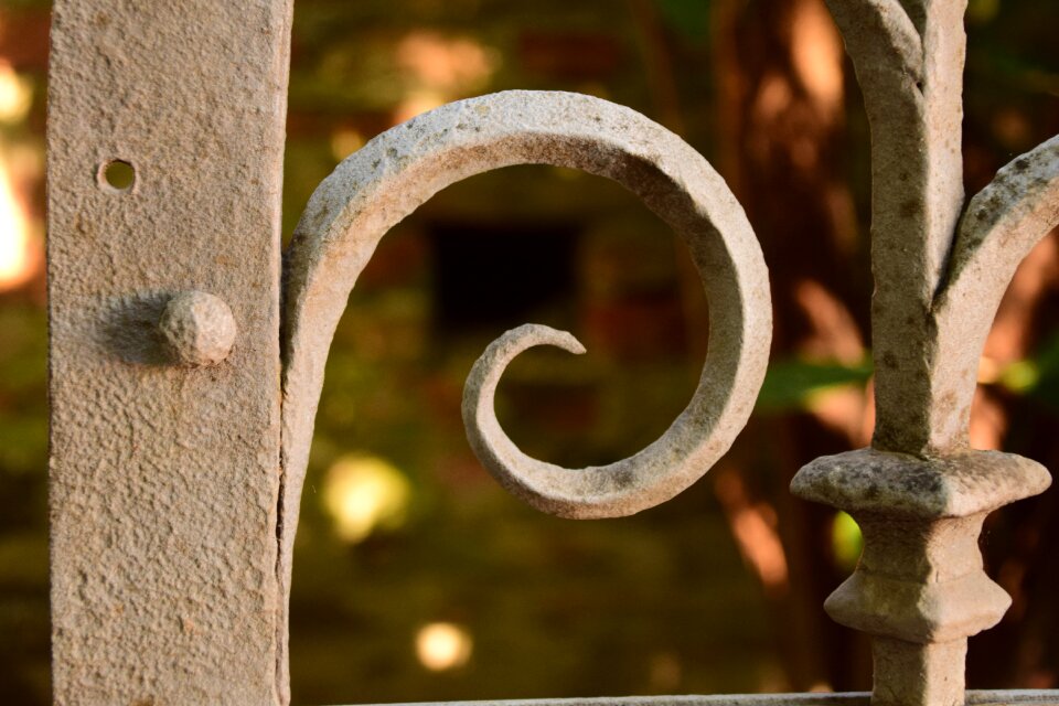 Cast iron old spiral
