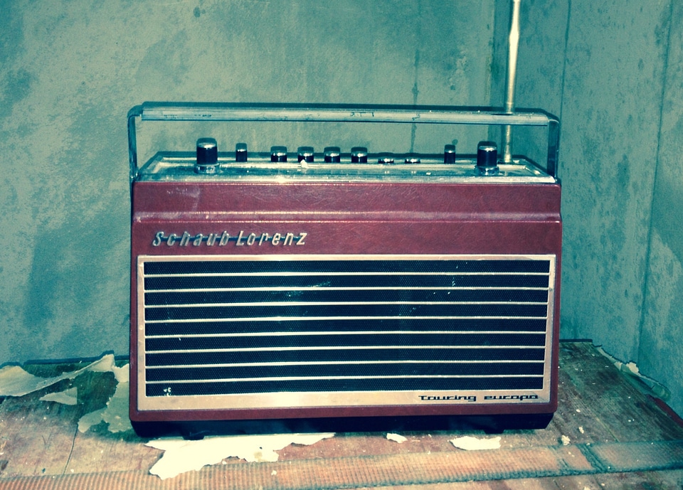 Wall nostalgia technology