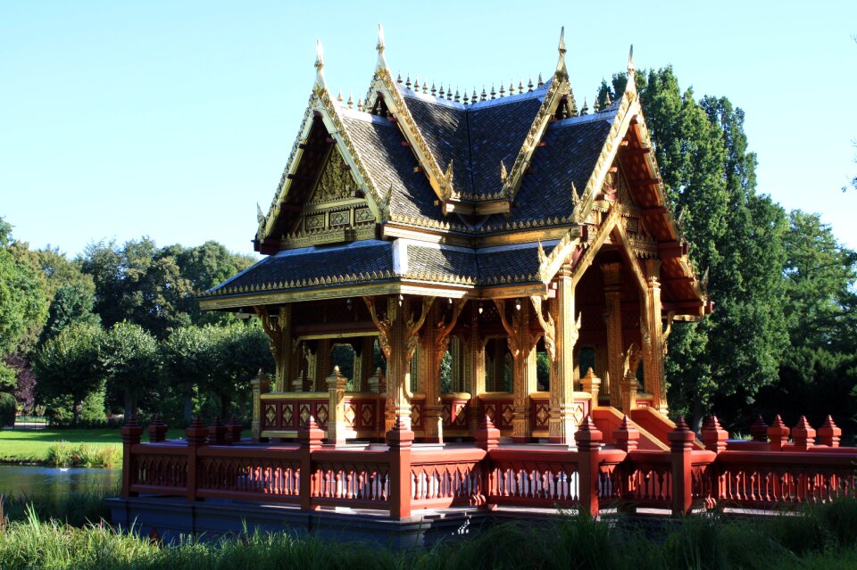 Hamburg park chinese home
