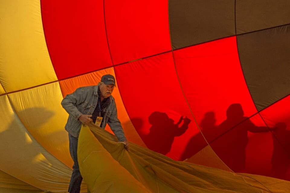 Air balloon fire preparation