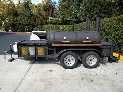 Mobile crust mozzarella