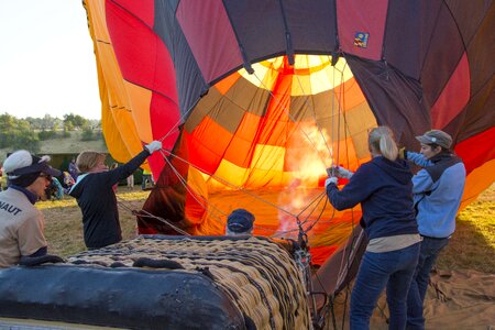 Air balloon fire preparation