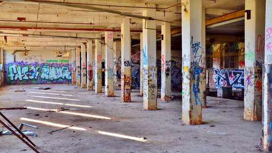 Graffiti old abandoned