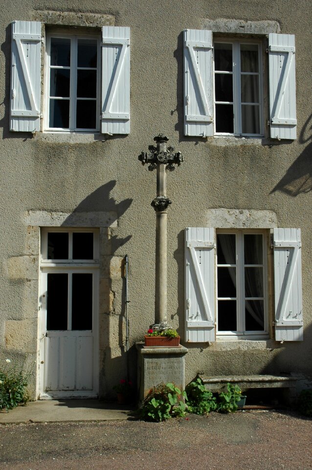 Cross facade shadow