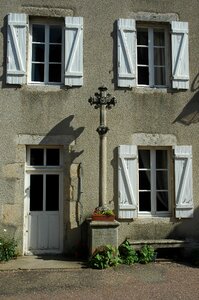 Cross facade shadow