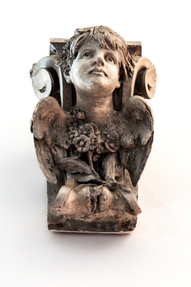Statue ancient travel
