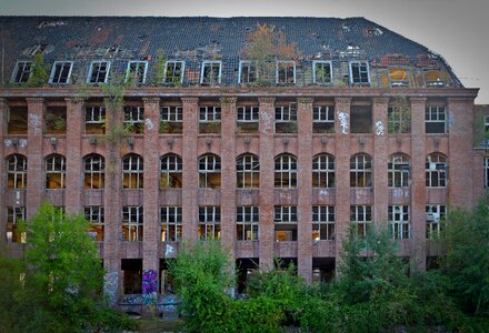 Graffiti old abandoned