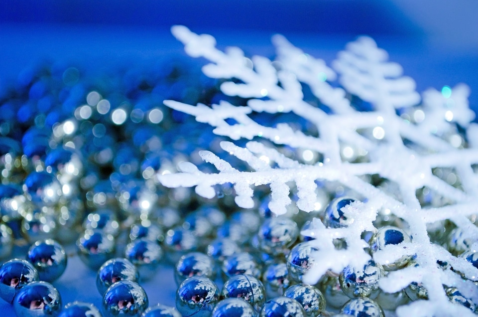 Seasons blue white