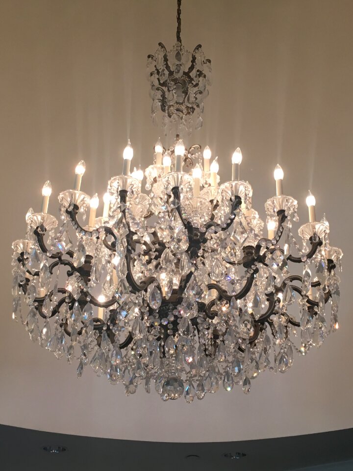 Chandelier crystal